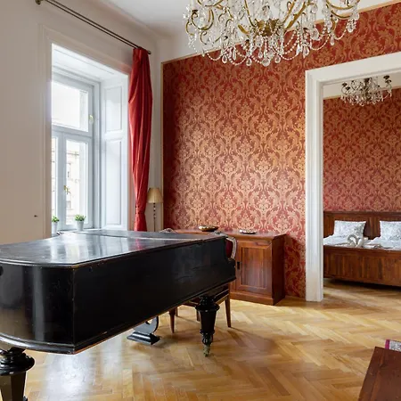 Rom-Antique Residence At City Center Budapest Exterior foto